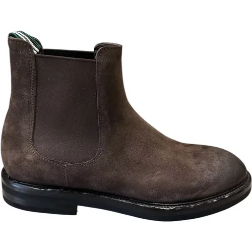 Suede Chelsea Boot with Vibram Sole , male, Sizes: 9 UK, 8 UK, 11 UK, 7 1/2 UK, 10 UK, 8 1/2 UK - Green George - Modalova