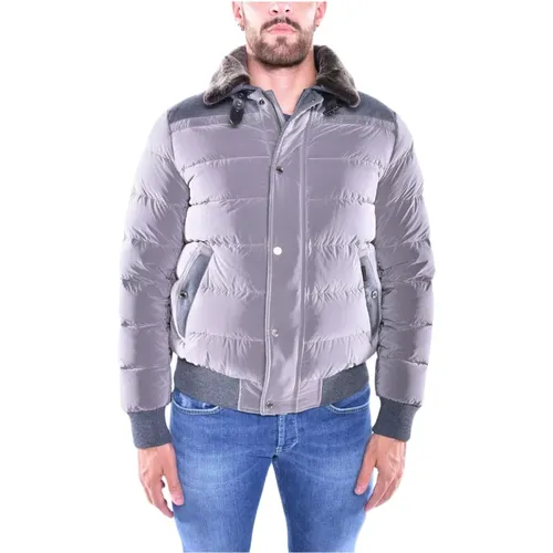 Quilted Feather and Wool Bomber with Detachable Fur , male, Sizes: L, M - Moorer - Modalova