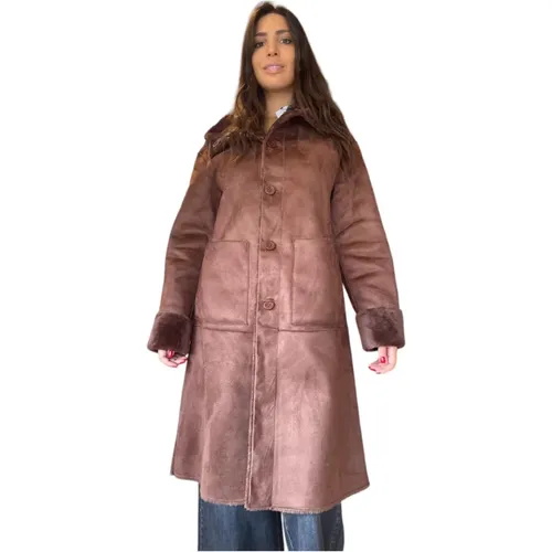 Brauner Langer Mantel mit Seitentaschen - Clips - Modalova
