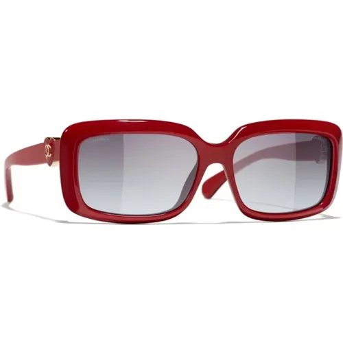 Rotes Gestell Graue Verlaufssonnenbrille - Chanel - Modalova