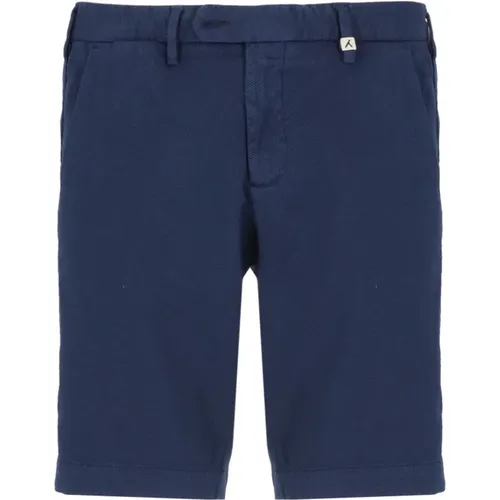 Cotton Bermuda Shorts with Pockets , male, Sizes: S, M, XL, L - Myths - Modalova
