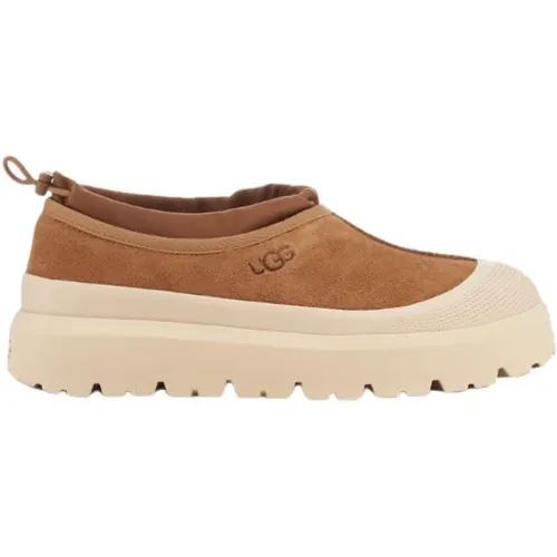 Braune Leder Slip-On Wasserdichte Stiefel , Herren, Größe: 44 EU - Ugg - Modalova