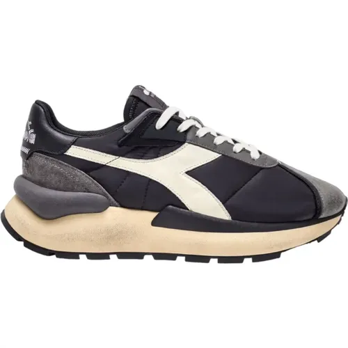 Niedrige Top-Sneaker aus Kunstleder - Diadora - Modalova