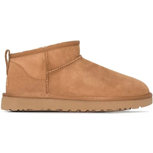 Classic Mini II Sheepskin Ankle Boots , female, Sizes: 3 UK, 5 UK, 8 UK - Ugg - Modalova