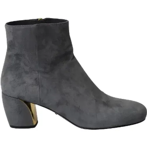 Pre-owned Suede boots , female, Sizes: 3 UK - Prada Vintage - Modalova