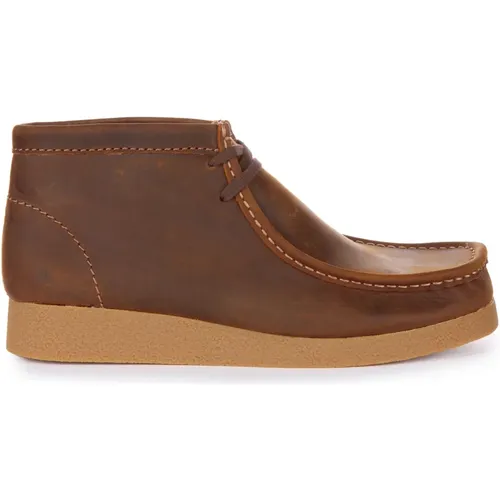 Classic Wallabee Evo Beeswax Boot Men , male, Sizes: 11 UK, 12 UK, 8 1/2 UK, 7 UK, 10 1/2 UK - Clarks - Modalova