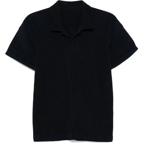 Navy Plissé Polo Shirt , Herren, Größe: M - Issey Miyake - Modalova