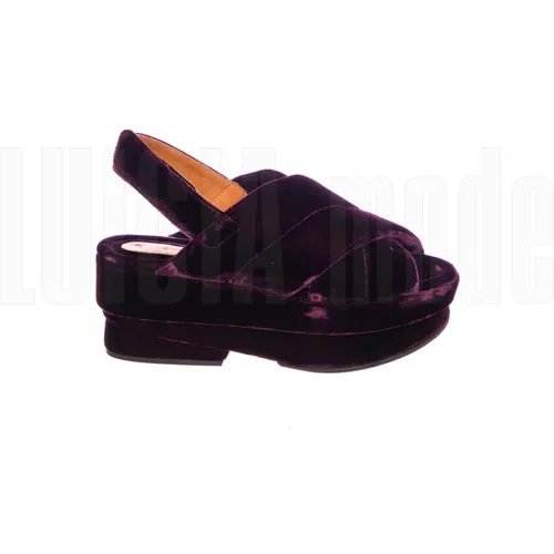 Velvet Grape Stylish Shoes , female, Sizes: 5 UK, 4 UK - Chie Mihara - Modalova