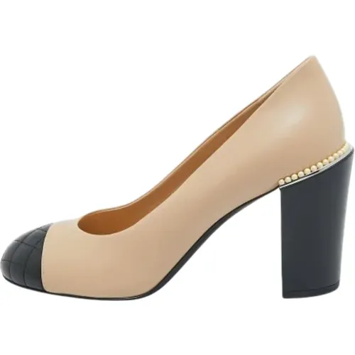 Pre-owned Leather heels , female, Sizes: 6 1/2 UK - Chanel Vintage - Modalova