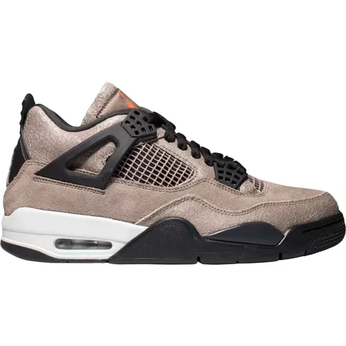 Retro Taupe Haze Limited Edition , male, Sizes: 10 UK, 13 1/2 UK, 8 UK, 11 1/2 UK, 10 1/2 UK, 6 UK, 14 1/2 UK, 13 UK, 15 1/2 UK, 7 UK, 12 UK, 6 1/2 UK - Nike - Modalova