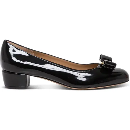 Schwarze Lackleder-Bow-Pumps , Damen, Größe: 34 1/2 EU - Salvatore Ferragamo - Modalova