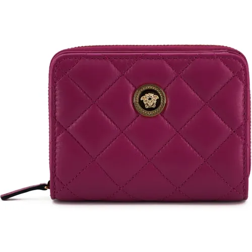 Elegant Quilted Leather Wallet in , female, Sizes: ONE SIZE - Versace - Modalova