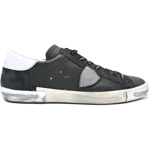 Foxy Laminated Low Top Sneakers , male, Sizes: 11 UK, 6 UK, 8 UK, 12 UK, 7 UK, 10 UK, 9 UK - Philippe Model - Modalova