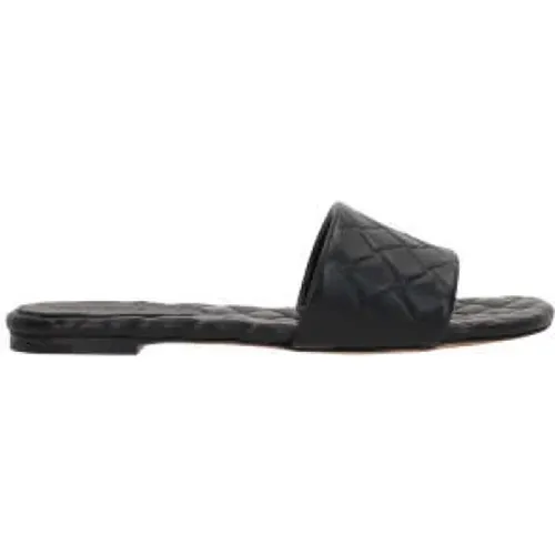 Intrecciato Slide Sandals , female, Sizes: 3 1/2 UK, 5 1/2 UK, 3 UK - Bottega Veneta - Modalova