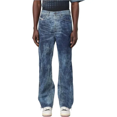 Classic Denim Jeans for Everyday Wear , male, Sizes: W34 - Diesel - Modalova