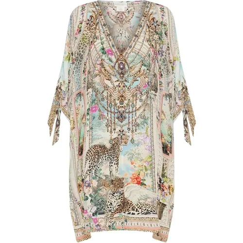 Seidenkaftan mit Leopardenmuster und Bindemanschetten - Camilla - Modalova