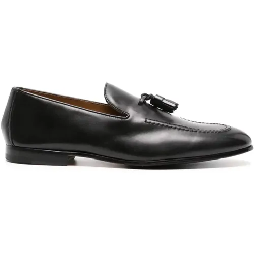 Leather Loafers with Tassel Detail , male, Sizes: 9 1/2 UK - Doucal's - Modalova