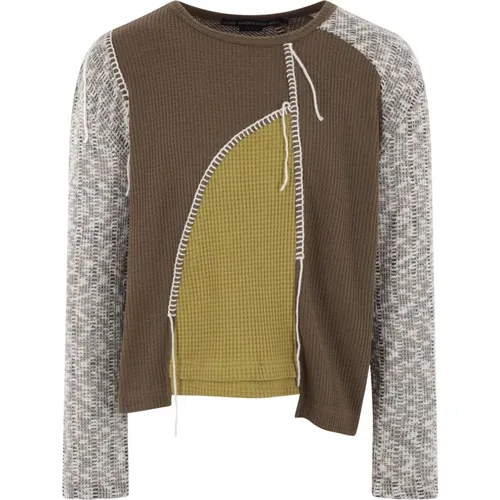 Sweater with Frayed Decorative Stitching , male, Sizes: L - Andersson Bell - Modalova