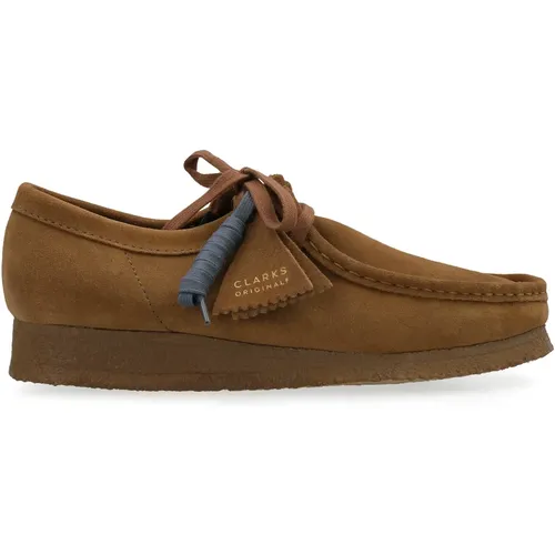 Wildleder Schnürschuhe mit Crêpe Sohle , Herren, Größe: 40 1/2 EU - Clarks - Modalova