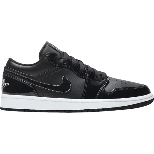 All-Star Low SE Sneakers , female, Sizes: 3 1/2 UK, 5 1/2 UK, 5 UK, 7 UK, 4 1/2 UK, 3 UK, 6 UK - Nike - Modalova