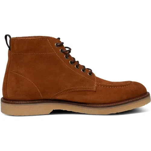 Modern Kip Suede Waterproof Boot - TAN , male, Sizes: 6 UK, 9 UK, 10 UK - Shoe the Bear - Modalova