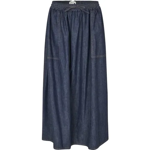 Denim Maxi Skirt Stylish Comfortable , female, Sizes: L, M - Lollys Laundry - Modalova