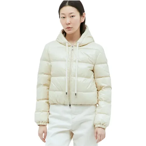 Gesteppte Nylon Daunenjacke mit Kapuze - Moncler - Modalova