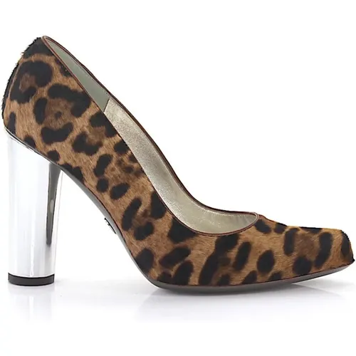 Elevate Your Style with Budapester Heels , female, Sizes: 4 UK, 6 1/2 UK - Dolce & Gabbana - Modalova