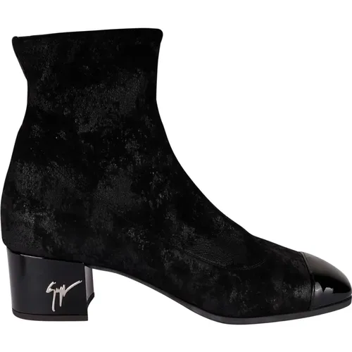 Women low heels ankle boots in suede leather , female, Sizes: 3 1/2 UK, 2 1/2 UK - giuseppe zanotti - Modalova