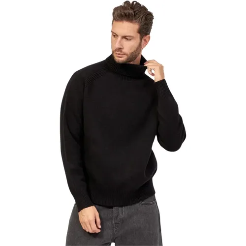 Sweater with Relaxed Fit and High Neck , male, Sizes: XL - Hugo Boss - Modalova