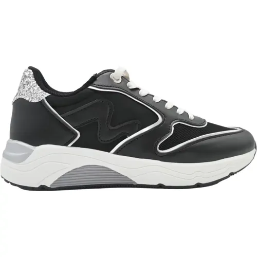 Silver Sneakers - Mgrun V100 , female, Sizes: 7 UK, 6 UK, 3 UK, 4 UK - Manila Grace - Modalova