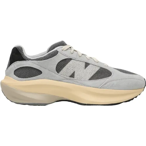 Low Top Running Sneaker , male, Sizes: 8 1/2 UK - New Balance - Modalova