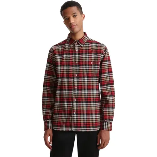 Men's Flannel Shirt with Iconic Check Pattern , male, Sizes: XL - Woolrich - Modalova