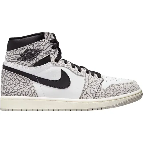 Limited Edition Retro High OG White Cement , male, Sizes: 6 1/2 UK, 4 1/2 UK, 8 UK, 12 UK, 13 UK, 13 1/2 UK, 10 1/2 UK, 2 UK, 5 UK, 4 UK, 6 UK, 1 1/2 - Nike - Modalova