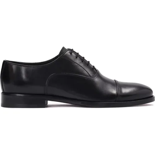 Klassische schwarze Oxford-Schuhe mit Zehenkappe , Herren, Größe: 41 EU - Kazar - Modalova