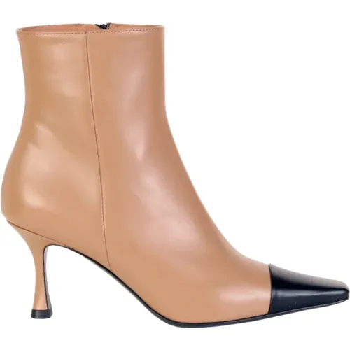 Fanny Sand Calf Boots - Versatile and Refined , female, Sizes: 4 UK, 3 UK - Roberto Festa - Modalova