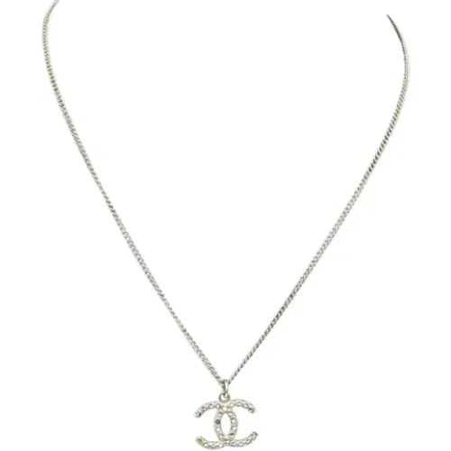 Pre-owned Metal necklaces , female, Sizes: ONE SIZE - Chanel Vintage - Modalova