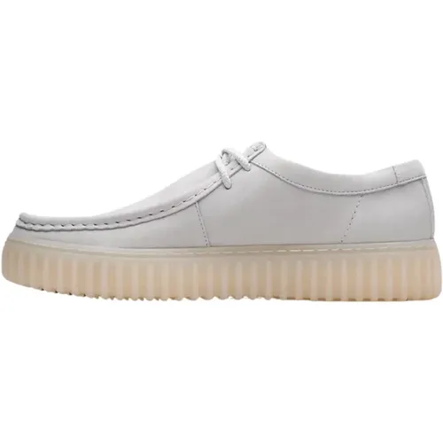 White Torhill Lo Sneakers , male, Sizes: 8 1/2 UK, 8 UK, 9 UK - Clarks - Modalova