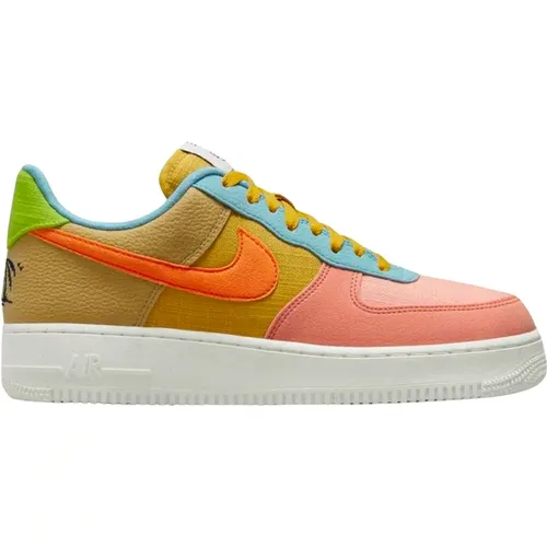 Limited Edition Next Nature Sun Club , male, Sizes: 14 1/2 UK, 12 UK, 4 1/2 UK, 10 UK, 5 UK, 10 1/2 UK, 9 UK, 7 UK, 8 UK, 8 1/2 UK, 6 UK, 6 1/2 UK - Nike - Modalova