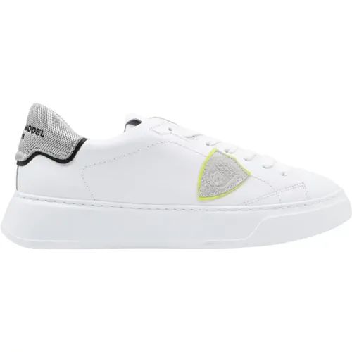 Niedrige Tempel Sneakers in Weiß Silber , Herren, Größe: 39 EU - Philippe Model - Modalova