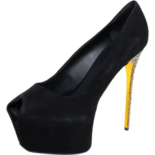 Pre-owned Suede heels , female, Sizes: 8 UK - Giuseppe Zanotti Pre-owned - Modalova