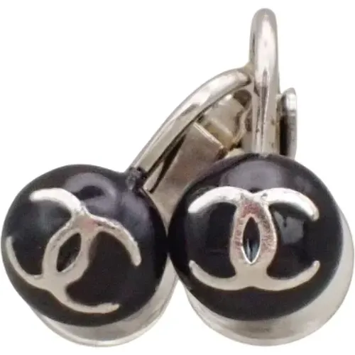 Pre-owned Metal earrings , female, Sizes: ONE SIZE - Chanel Vintage - Modalova