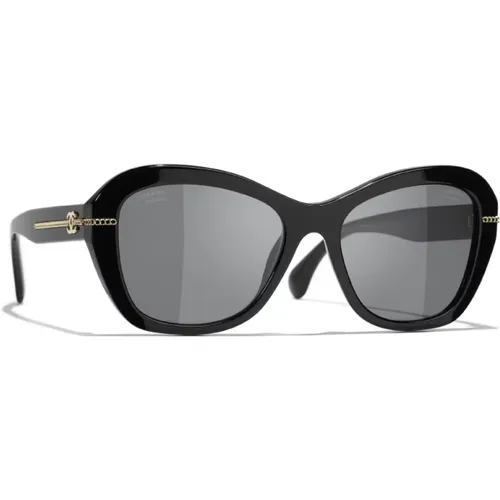 Iconic Sunglasses - Uniform Lenses , female, Sizes: 53 MM - Chanel - Modalova