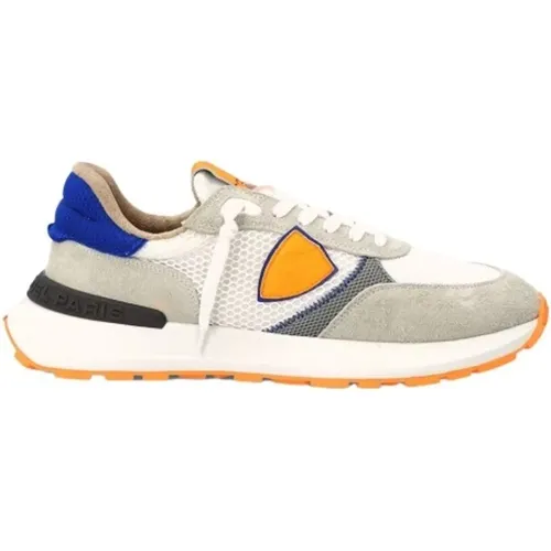 Technical Fabric Sneakers with Orange Logo Patch , male, Sizes: 8 UK - Philippe Model - Modalova