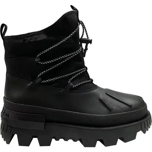 Mallard Lace-Up Boots , male, Sizes: 7 UK, 8 UK - Moncler - Modalova