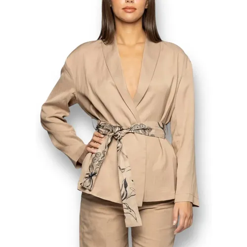 Sophisticated Linen Blend Blazer , female, Sizes: M - Kocca - Modalova