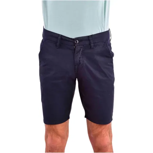 Bermuda Shorts für Herren , Herren, Größe: W31 - Guess - Modalova