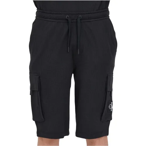 Schwarze Bermuda-Shorts mit Cargo-Taschen , Herren, Größe: L - Calvin Klein Jeans - Modalova