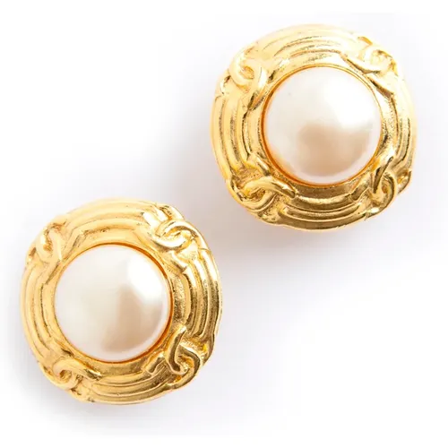Vintage Gold Pearl Clip Earrings , female, Sizes: ONE SIZE - Chanel Vintage - Modalova