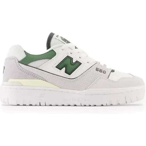 Sneakers with Green Details , female, Sizes: 3 UK - New Balance - Modalova